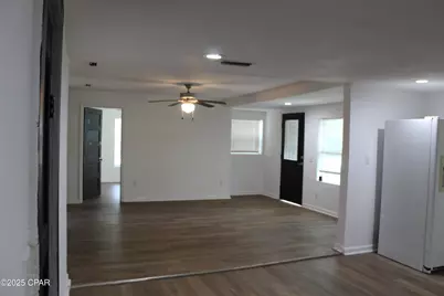 668 Wrights Creek Road, Caryville, FL 32427 - Photo 18