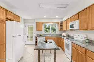 608 Amberjack Dr, Panama City, FL 32408 - Photo 10