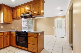 5218 Indian Bluff Dr, Youngstown, FL 32466 - Photo 14