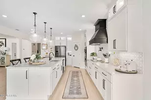 389 Confidence Wy, Southport, FL 32409 - Photo 16