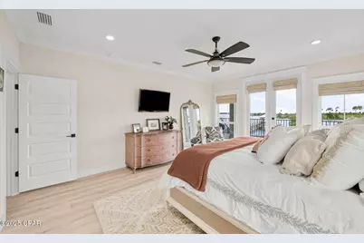 389 Confidence Way, Southport, FL 32409 - Photo 22