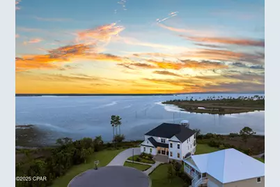 389 Confidence Way, Southport, FL 32409 - Photo 2