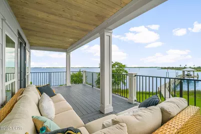 389 Confidence Way, Southport, FL 32409 - Photo 8