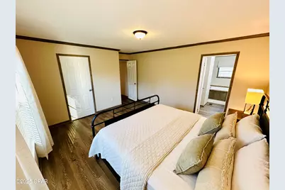 6815 Welcome Church Road, Grand Ridge, FL 32442 - Photo 10