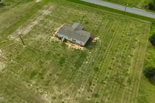 6815 Welcome Church Rd, Grand Ridge, FL 32442 - Photo 22