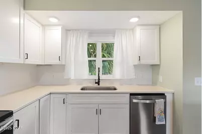 905 E 2nd Plaza, Panama City, FL 32401 - Photo 10