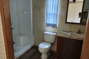 25414 Evans St, Altha, FL 32421 - Photo 14