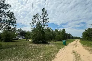 4151-4155 Yorkshire Dr, Chipley, FL 32428 - Photo 18