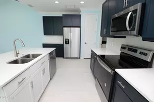 8660 Weekend Dr, Panama City Beach, FL 32413 - Photo 16