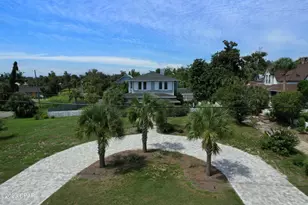 2316 W Beach Dr, Panama City, FL 32401 - Photo 24