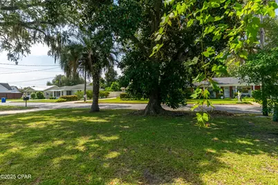 605 E 2nd Place, Panama City, FL 32401 - Photo 36