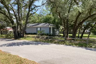 1328 Friendship Ave, Panama City, FL 32401 - Photo 14