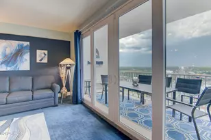 9902 S Thomas Dr Dr, Panama City Beach, FL 32408 - Photo 2