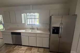 2802 Jackson Bluff Rd, Marianna, FL 32446 - Photo 8