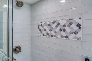 9850 S Thomas Dr, Panama City Beach, FL 32408 - Photo 24