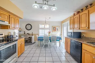 4015 Holiday Dr, Panama City Beach, FL 32408 - Photo 6