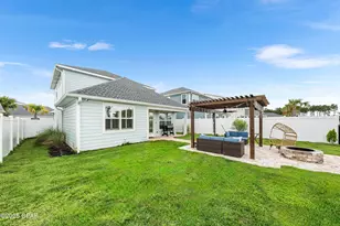 709 Longpoint Wy, Panama City Beach, FL 32407 - Photo 10