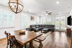 709 Longpoint Wy, Panama City Beach, FL 32407 - Photo 20