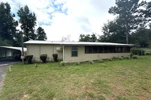 1966 Lockey Ave, Sneads, FL 32460 - Photo 2