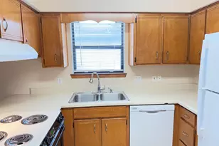 606 Krystal Ln, Lynn Haven, FL 32444 - Photo 12