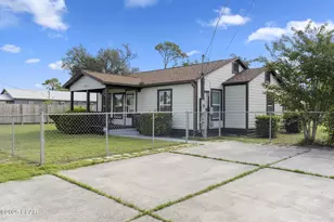 1812 Foster Ave, Panama City, FL 32405 - Photo 4