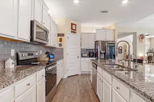 406 Albert Meadow Ln, Panama City, FL 32404 - Photo 2