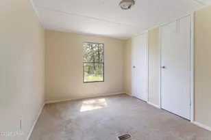 3361 Yvonne Dr, Chipley, FL 32428 - Photo 10