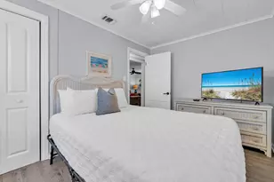 125 Malaga Pl, Panama City Beach, FL 32413 - Photo 12