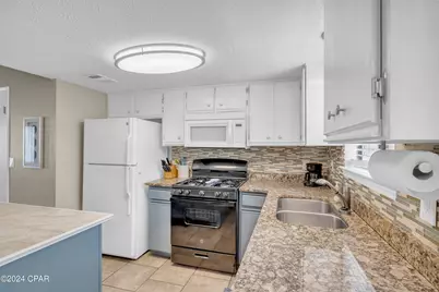 137 W Leslie Lane, Panama City Beach, FL 32407 - Photo 6