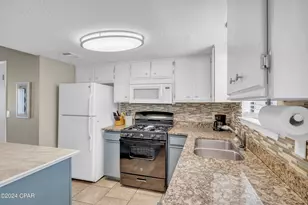 137 W Leslie Ln, Panama City Beach, FL 32407 - Photo 6