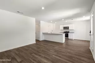 2067 Rockford Dr, Chipley, FL 32428 - Photo 6