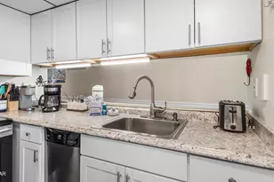 9850 S Thomas Dr, Panama City Beach, FL 32408 - Photo 10