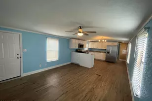 2442 Stacy Dr, Panama City, FL 32405 - Photo 10