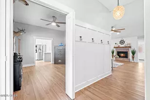 107 Loyola Ln, Panama City, FL 32405 - Photo 8