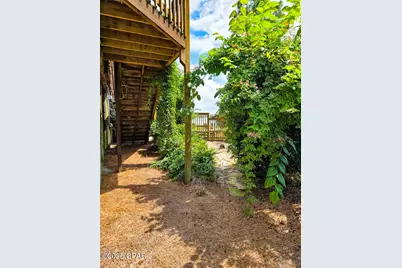 7325 Suwanee Ave Avenue, Southport, FL 32409 - Photo 12