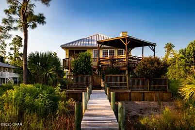 7325 Suwanee Ave Avenue, Southport, FL 32409 - Photo 2