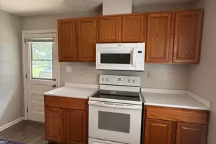 5947 Hwy 2, Bascom, FL 32423 - Photo 12