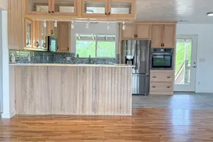 178 S Canal Dr, Port Saint Joe, FL 32456 - Photo 14