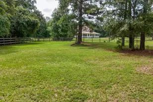 3754 Annie Rd, Marianna, FL 32446 - Photo 12