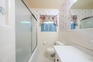 3721 Hwy 77, Graceville, FL 32440 - Photo 12