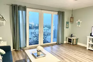 9860 S Thomas Dr, Panama City, FL 32408 - Photo 4