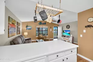 17462 Front Beach Rd, Panama City Beach, FL 32413 - Photo 12