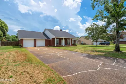 1119 N College Boulevard, Lynn Haven, FL 32444 - Photo 4