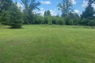 1386 Parker Rd, Grand Ridge, FL 32442 - Photo 22