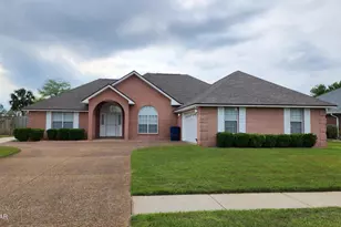 2513 Parkwood Dr, Panama City, FL 32405 - Photo 1