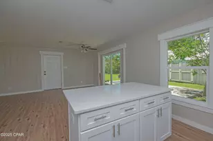 3119 W 23rd Ct, Panama City, FL 32405 - Photo 8