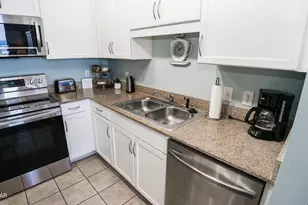 9860 S Thomas Dr, Panama City Beach, FL 32408 - Photo 18