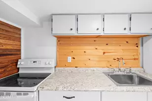 525 Eighth St, Port Saint Joe, FL 32456 - Photo 10