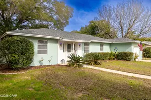 2094 Morven St, Chipley, FL 32428 - Photo 2