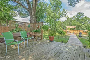 2094 Morven St, Chipley, FL 32428 - Photo 18